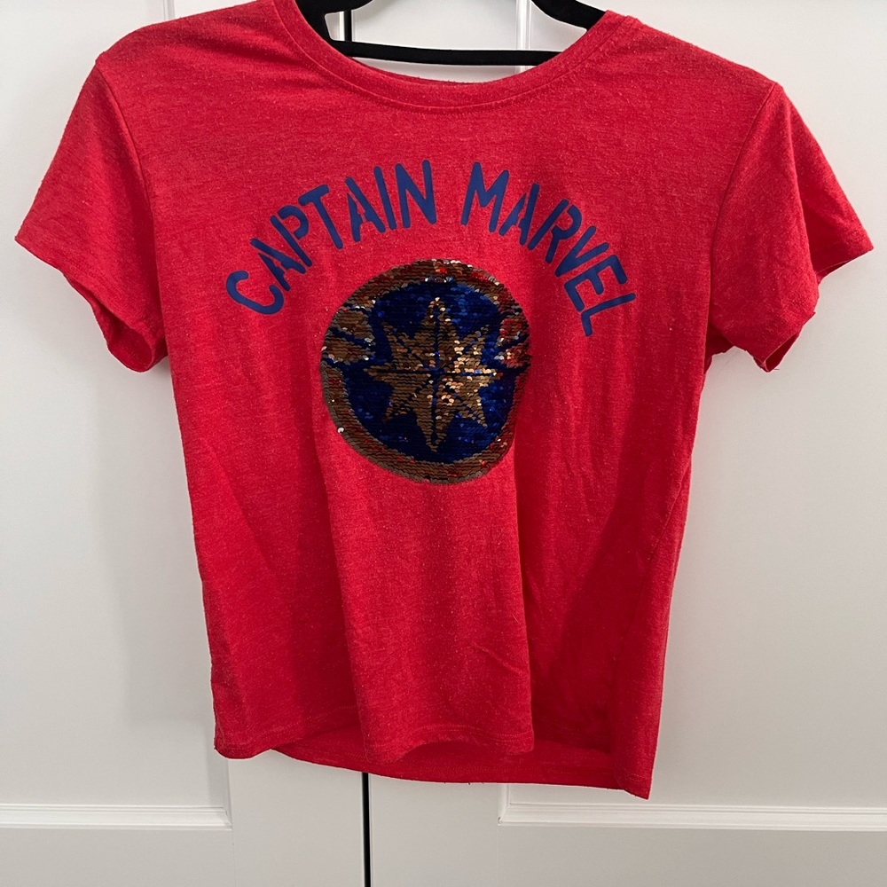 Capital Marvel reversible Shirt